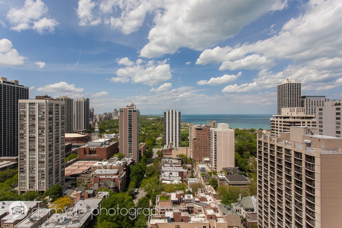 Building Photo - 1415 N Dearborn St