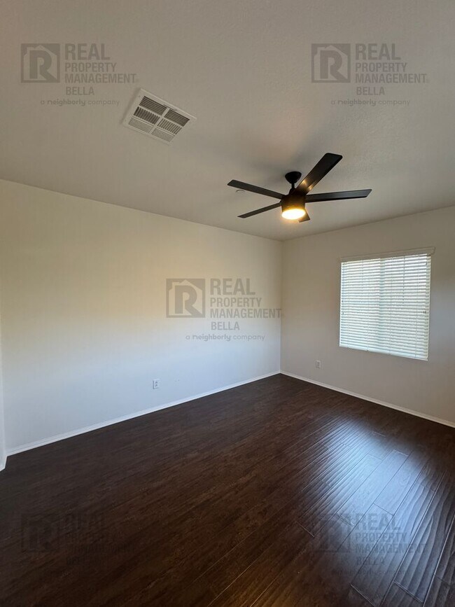 Building Photo - Bright & Open 2-Bed Condo with Loft, Patio & Moreno Valley Ranch Lifestyle