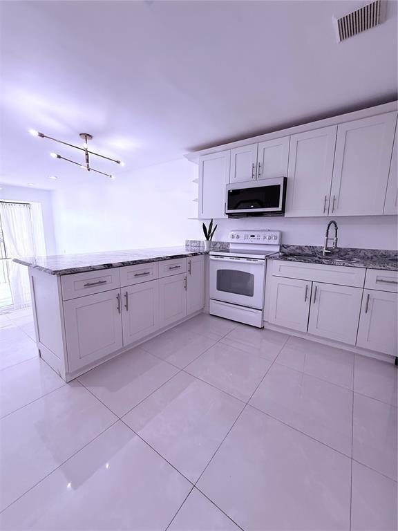 Building Photo - 4272 Deste Ct