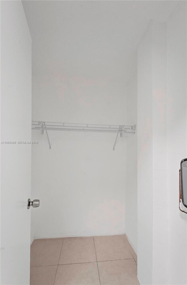 Building Photo - 14190 W Dixie Hwy