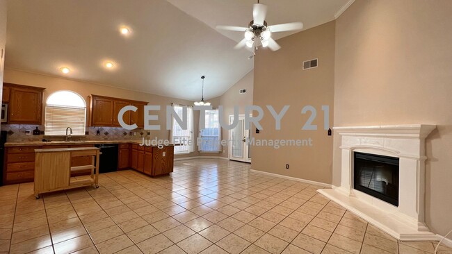 Building Photo - Nice 3/2/2 in White Settlement ISD For Rent!