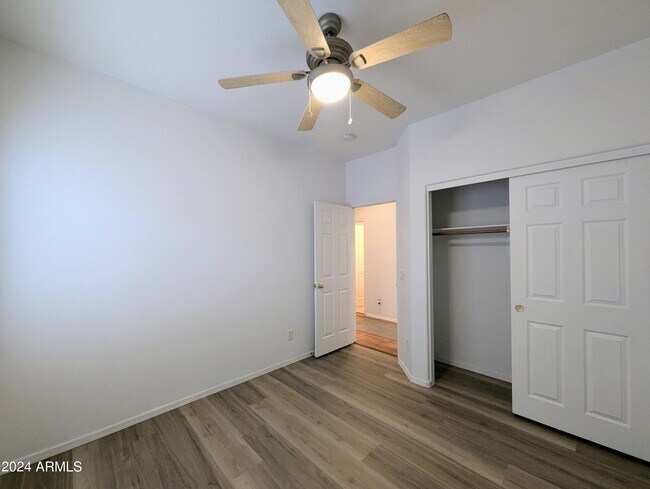 Building Photo - 1530 E Branham Ln