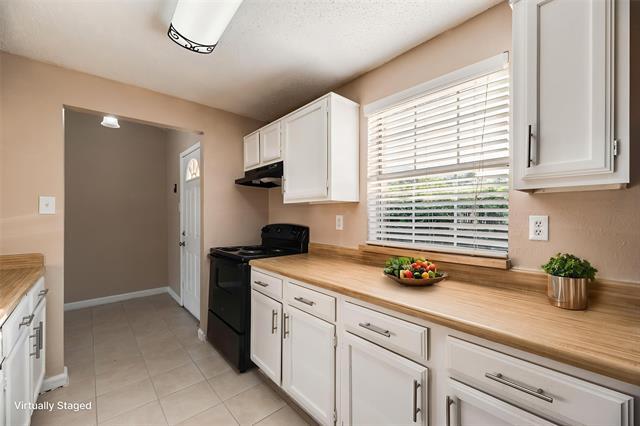 Building Photo - 7204 Shadow Bend Dr