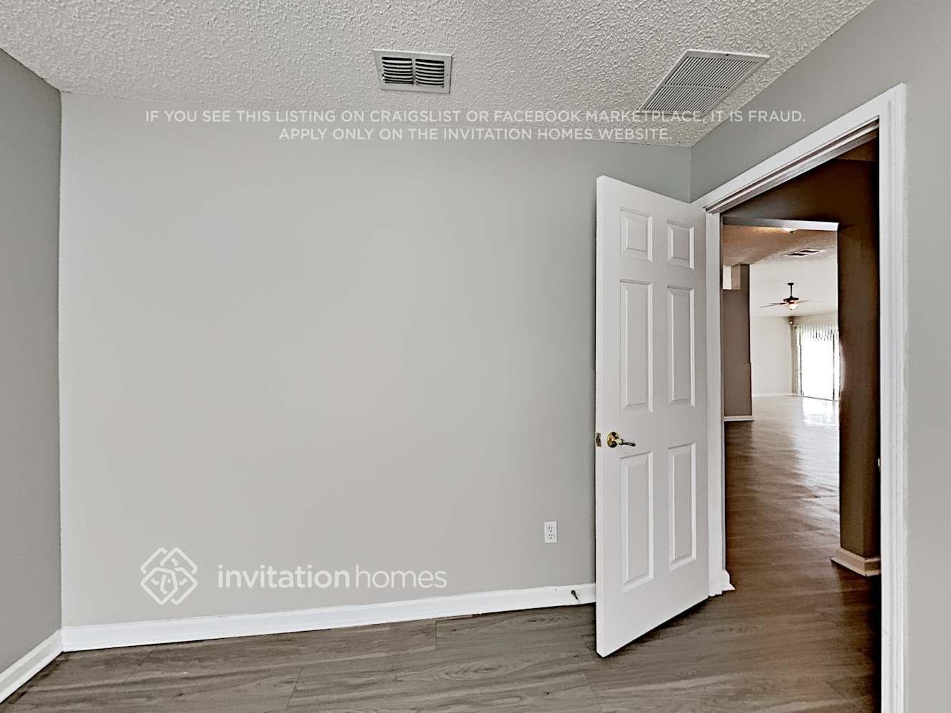 Building Photo - 1623 Canopy Oaks Dr