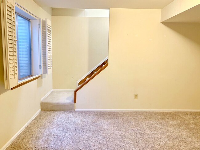 Building Photo - Old Town Louisville Home for Lease near Coal Creek Trails!