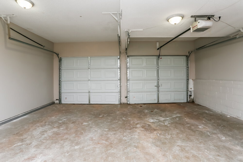 Building Photo - 5453 Fox Valley Ln