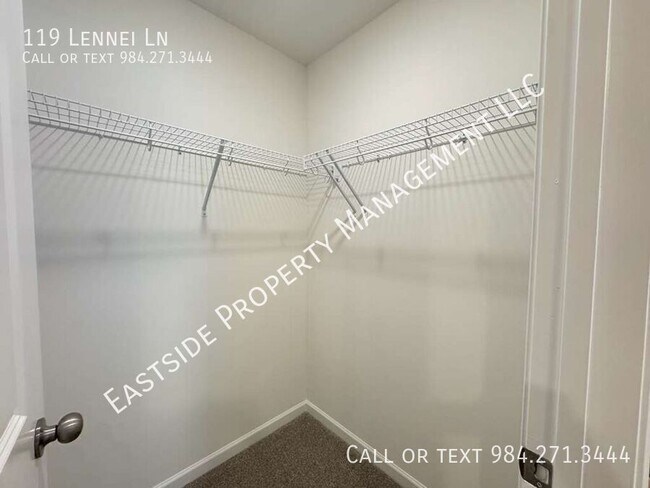 Building Photo - 119 Lennei Ln