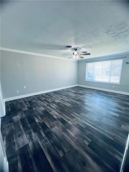 Building Photo - 2610 Idaho Ave