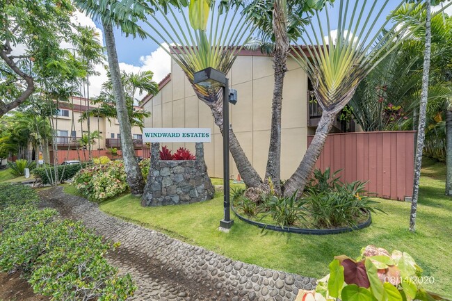 Building Photo - Hidden gem in Windward Estate conveniently...