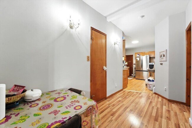 Building Photo - 175 Van Winkle Ave
