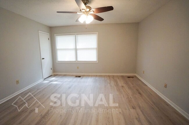 Building Photo - 302 Old Rocky Ridge Ln