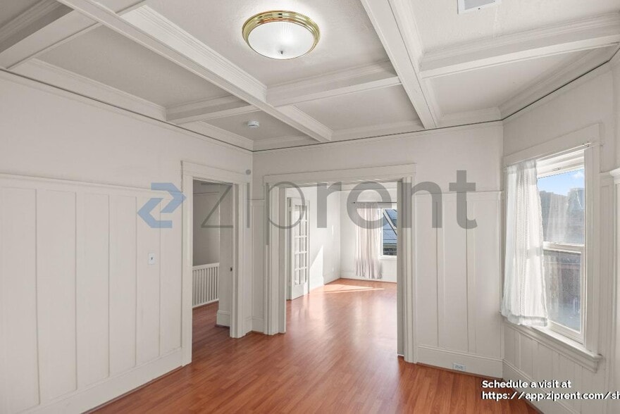 Building Photo - 848 Mead Ave