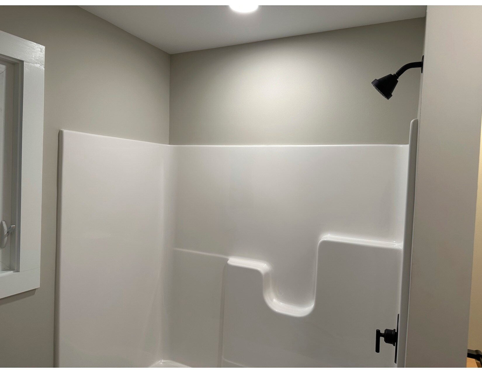 Building Photo - 180 N Winooski Ave