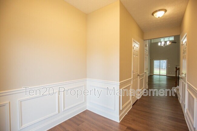 Building Photo - 6002 Townes Way