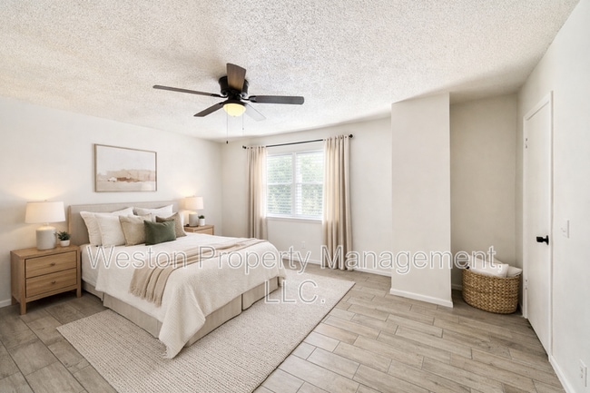 Building Photo - 6054 Northwest Expy