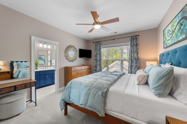 Building Photo - Charming Craftsman Home in the Heart of Apex | Renovated Kitchen, Fenced Yard, Garage & Lawn Care...