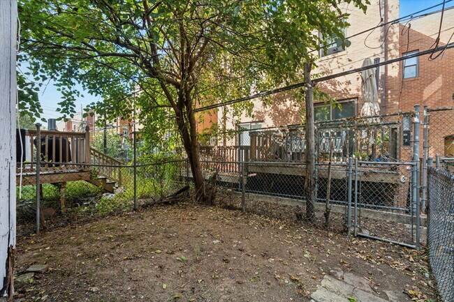 Building Photo - 3 Bedroom Home Ready for Rent!