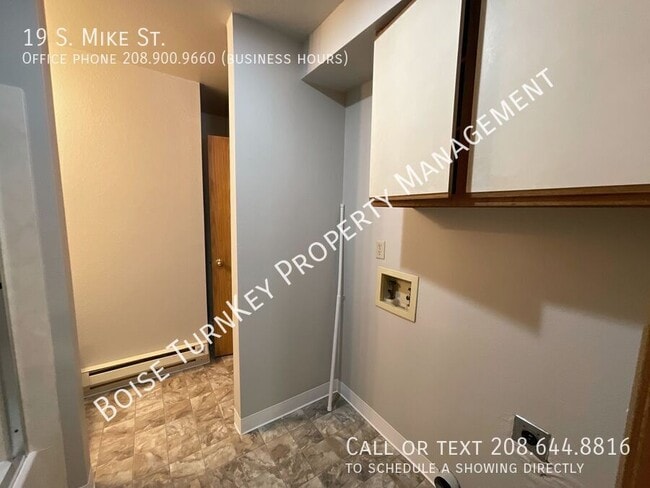 Building Photo - 19 S Mike St