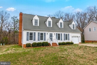 Building Photo - 2009 White Lake Dr