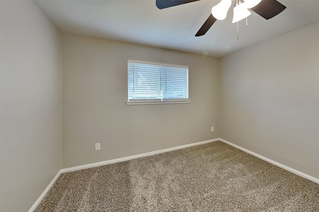 Building Photo - 12234 Innisfall Cir