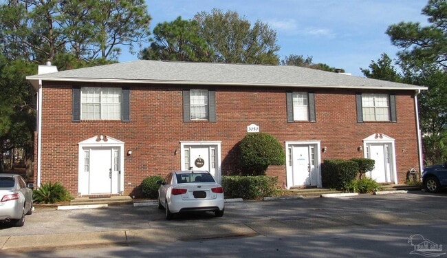 Primary Photo - 3050 Belle Meade Dr