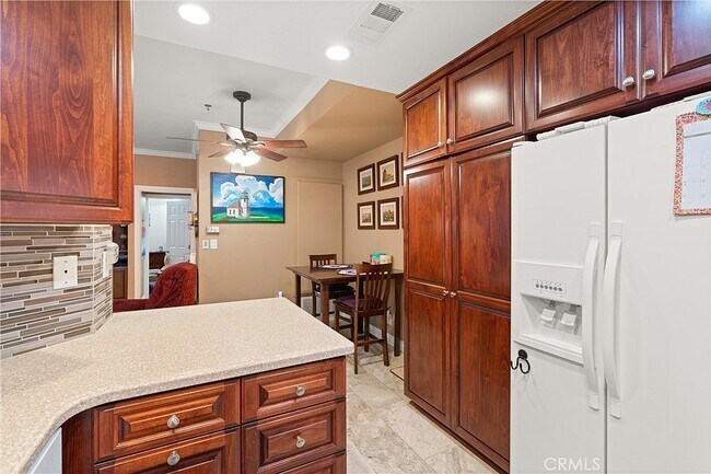 Building Photo - 10371 Garden Grove Blvd