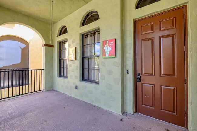 Building Photo - ? Stylish 2BR/2BA Townhouse in Resort-Style Community | Available July 2025 – April 2026 | 30-Nig...