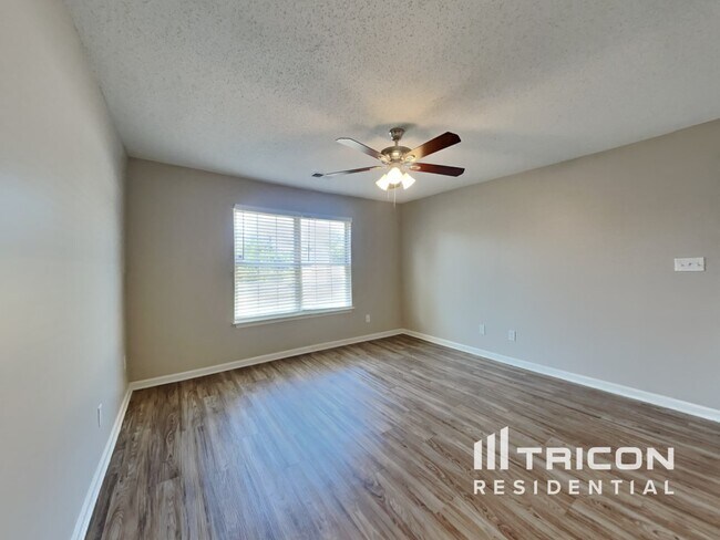 Building Photo - 3622 Evanston Way