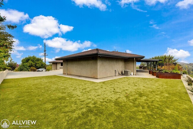 Building Photo - Stunning 4 Bed Poway Home with Views, Pool & Outdoor Oasis