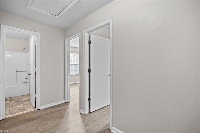 Building Photo - 3324 Kansas Ave