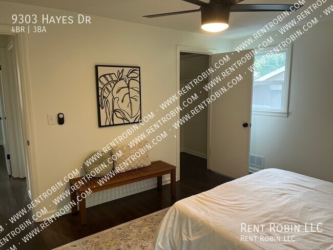 Building Photo - 9303 Hayes Dr