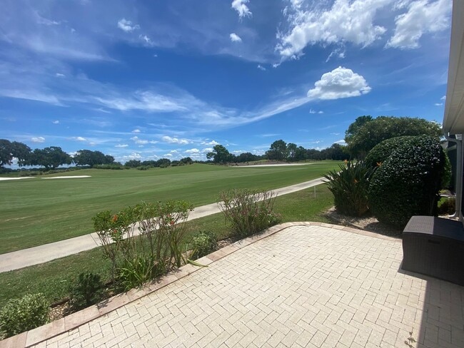 Building Photo - Exquisite - Turnkey, 3 bed + 2 1/2 Bath + ...
