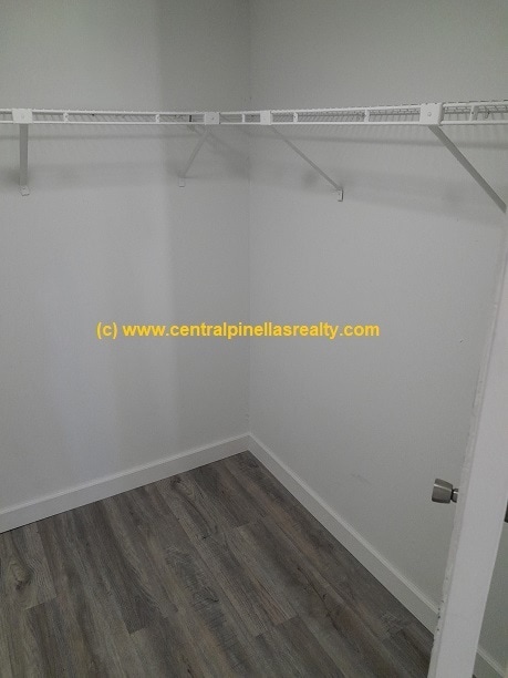 Building Photo - 2400 Winding Creek Blvd