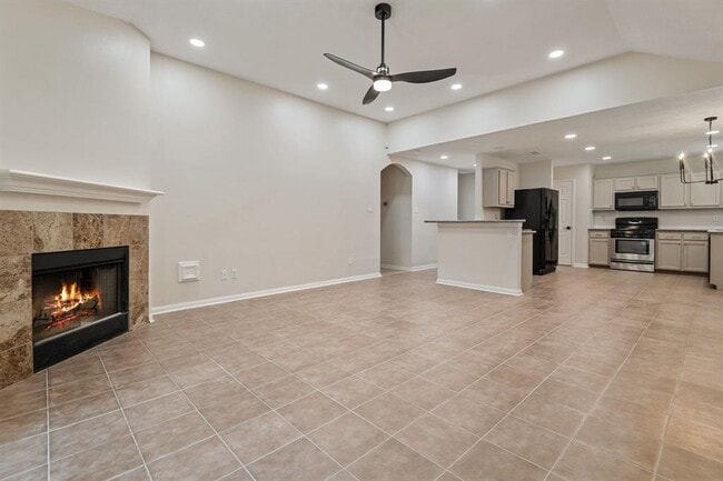 Building Photo - 16138 Cypress Trace Dr
