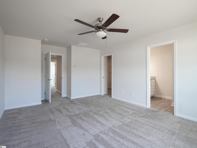 Building Photo - 12 McGuires Pl