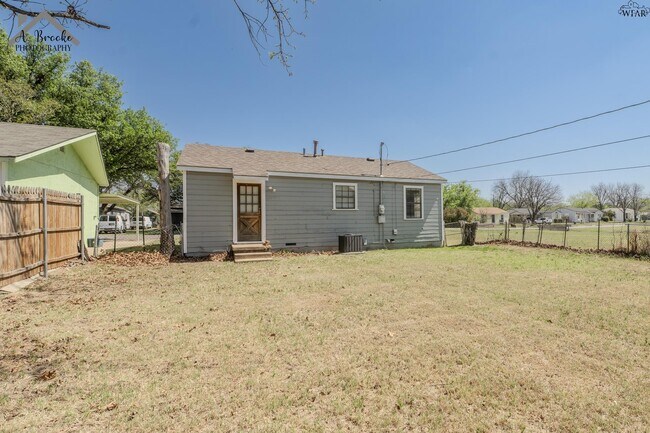 Building Photo - 3206 Grant St