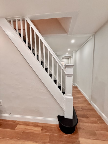 Building Photo - 2606 E Madison St