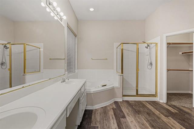 Building Photo - 6881 Baird Dr