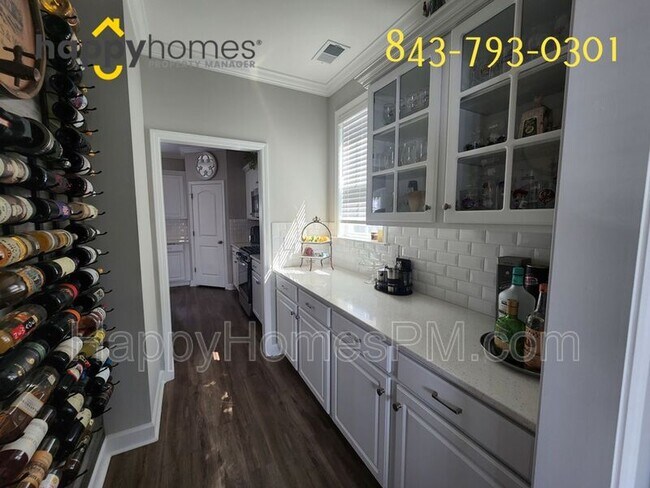 Building Photo - 123 Rouen Ln