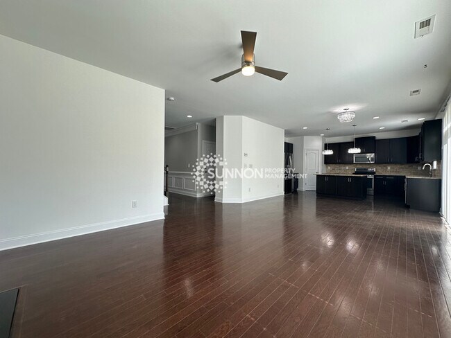 Building Photo - 4 Bedroom 2.5 Bathroom in Indian Trail