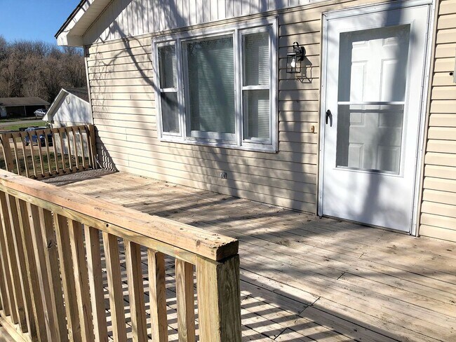 Building Photo - 1420 Choctaw St