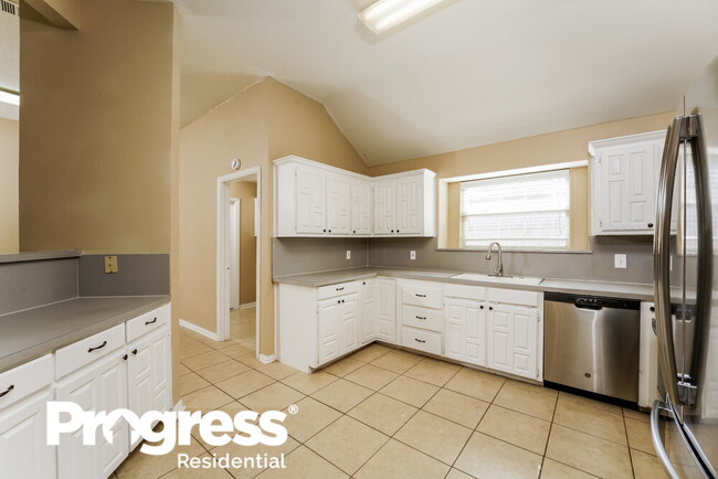 Building Photo - 7921 Wayne Way