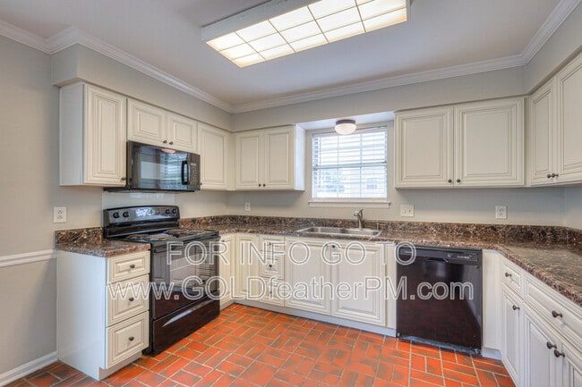Building Photo - 206 Yarmouth Ct