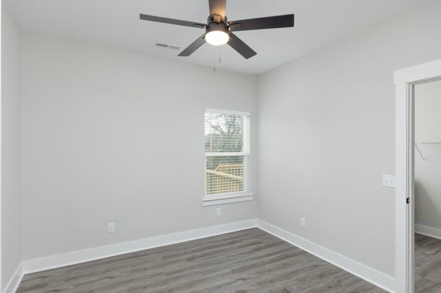 Building Photo - 4209 Willard Dr