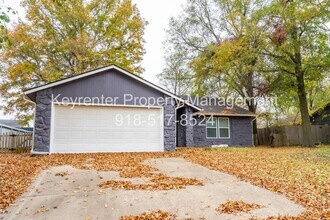 Building Photo - 3 Bed | 2 Bath | Broken Arrow