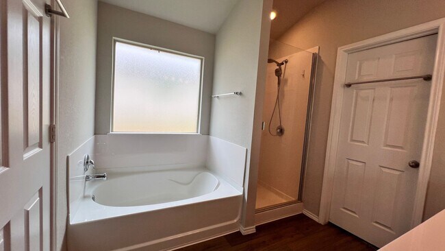 Building Photo - Four Bedroom in Harker Heights with a Flex...