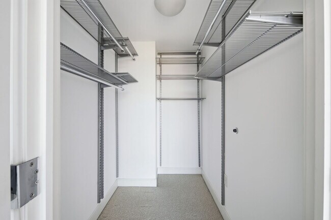 Building Photo - 1111 19th St N