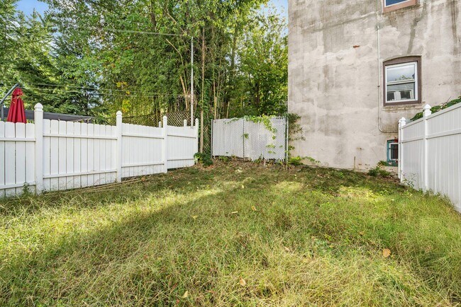 Building Photo - 57 Booraem Ave