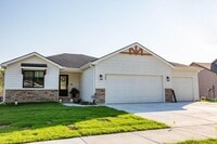 Building Photo - Stunning 4 Bed, 3 Bath Home | 3-Car Garage | Scenic Meadows