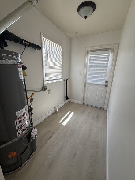 Building Photo - 6869 Marguerita Ave